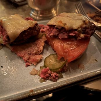 Connaught Bar - Raw burger - Bars Near Me - London, XGL Connaught Bar - Raw burger - Bars Near Me - London, XGL