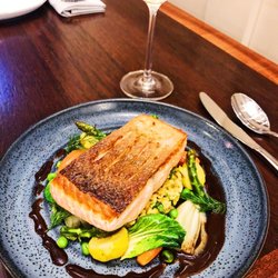 Ora King Salmon with bulger wheat & red wine jus
