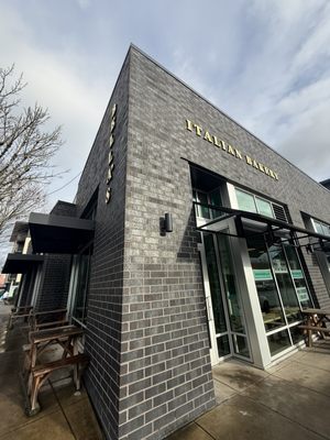 Bella's Italian Bakery by null