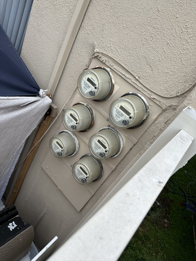 Slide of Genius Electric Power And Cabling