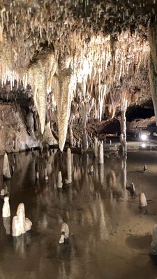 Meramec Caverns by null