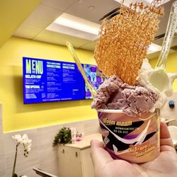 Moom Maam - Artisanal Thai Gelato - Riceberry horchata and Fior de Latte!