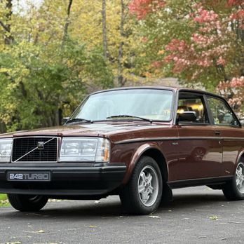 Shineworks Mobile Detailing & Ceramic Coating - My 1984 Volvo 242 Turbo in its full post-ShineWorks splendor - Auto Detailing Near Me - Prosper, Texas Shineworks Mobile Detailing & Ceramic Coating - My 1984 Volvo 242 Turbo in its full post-ShineWorks splendor - Auto Detailing Near Me - Prosper, Texas