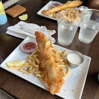 School House Pub - Fish & Chips - Pubs Near Me - Austin, Texas