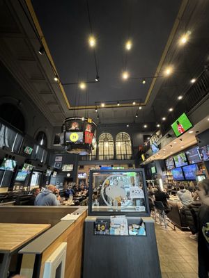 Buffalo Wild Wings by null