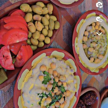 Albaraka Restaurant - Musabaha, hummus, falafel and fool. - Mediterranean Near Me - Anaheim, California