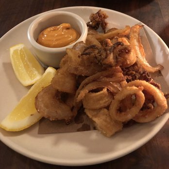 Bettina - Perfect calamari!!  Get it!! - Pizza Near Me - Santa Barbara, California