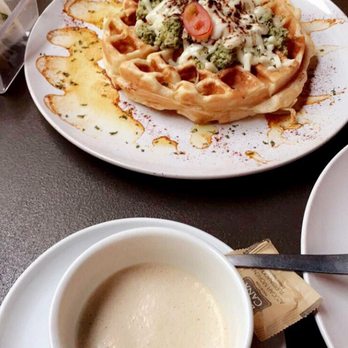 Waffle-Era - Disappointing, soggy, dry, and bland pesto chicken waffle - Breakfast & Brunch Near Me - San Juan, Puerto Rico