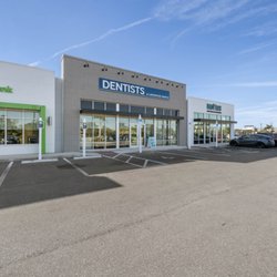 Dentists at Lakewood Ranch