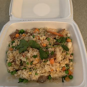 Mon Viet Cafe - Is this half an order? They hella skimped on everything but peas. Absolutely no taste. - Vietnamese Near Me - Arlington, Texas Mon Viet Cafe - Is this half an order? They hella skimped on everything but peas. Absolutely no taste. - Vietnamese Near Me - Arlington, Texas