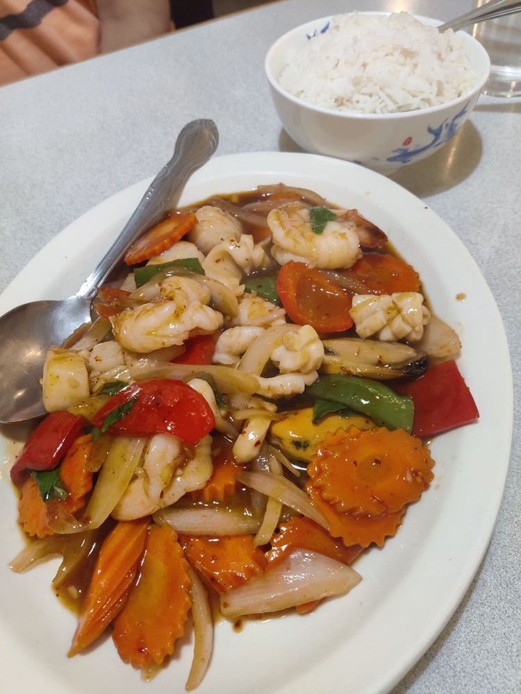 Food from Phikun's Thai Cuisine