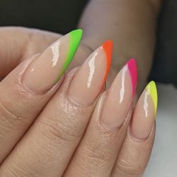 Bombshell Nails By Gabrielle