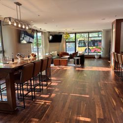 Revelry Room Bar & Kitchen - Dine out in Des Moines at Revelry Room Bar and Kitchen - Dining Area and Bar