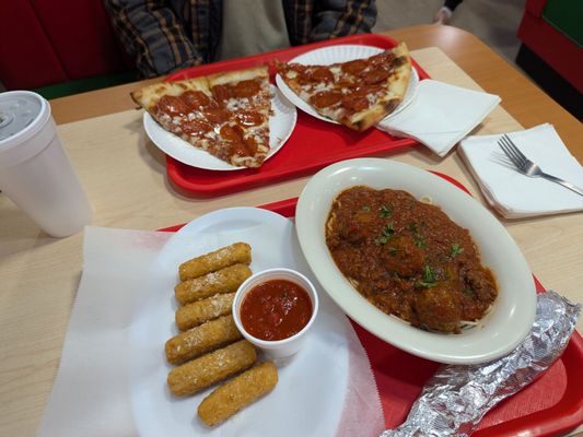 Dante's Italian Eatery by null