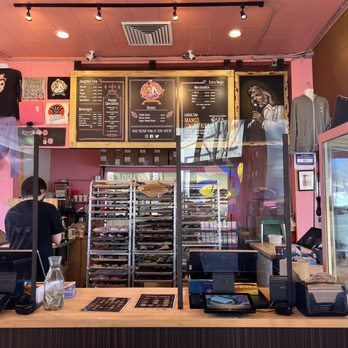 Voodoo Doughnut - Donuts Near Me - Portland, Oregon Voodoo Doughnut - Donuts Near Me - Portland, Oregon