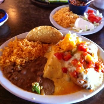 Taqueria El Mexicano Grill - Gorditos plate - Mexican Near Me - Waco, Texas Taqueria El Mexicano Grill - Gorditos plate - Mexican Near Me - Waco, Texas