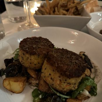 The Frisky Oyster - Cauliflower Quinoa Cakes - New American Near Me - Greenport, New York