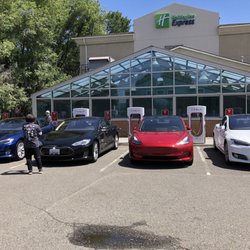 Tesla Supercharger - Ellensberg