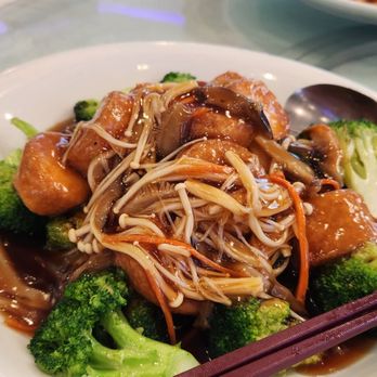 Royal Palace Seafood - Fried silky tofu with broccoli and enoki mushrooms - Dim Sum Near Me - Vancouver, British Columbia Royal Palace Seafood - Fried silky tofu with broccoli and enoki mushrooms - Dim Sum Near Me - Vancouver, British Columbia