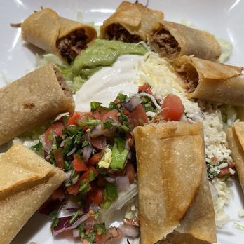 Las Palmas 3 - Flautas Mexicanas with beef - Mexican Near Me - Virginia Beach, Virginia Las Palmas 3 - Flautas Mexicanas with beef - Mexican Near Me - Virginia Beach, Virginia