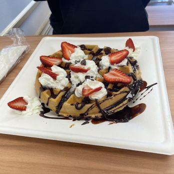 Mo' Sweets - Belgian waffle with chocolate chips, strawberries, whipped cream and fudge sauce - Creperies Near Me - Boone, North Carolina