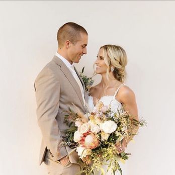 Linny's Floral Design - Florists Near Me Linny's Floral Design - Florists Near Me
