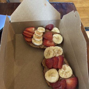 Adapt Kitchen and Juice Bar - Sweetheart toast - Juice Bars & Smoothies Near Me - Wrightsville Beach, North Carolina