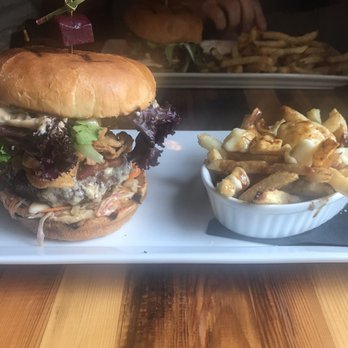 Pitchfork Eatery - Venison burger w/ poutin - Cocktail Bars Near Me - Nelson, British Columbia Pitchfork Eatery - Venison burger w/ poutin - Cocktail Bars Near Me - Nelson, British Columbia