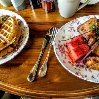 Yardbird - Brunch time! Chix & waffles all around! - Southern Near Me - Los Angeles, California Yardbird - Brunch time! Chix & waffles all around! - Southern Near Me - Los Angeles, California