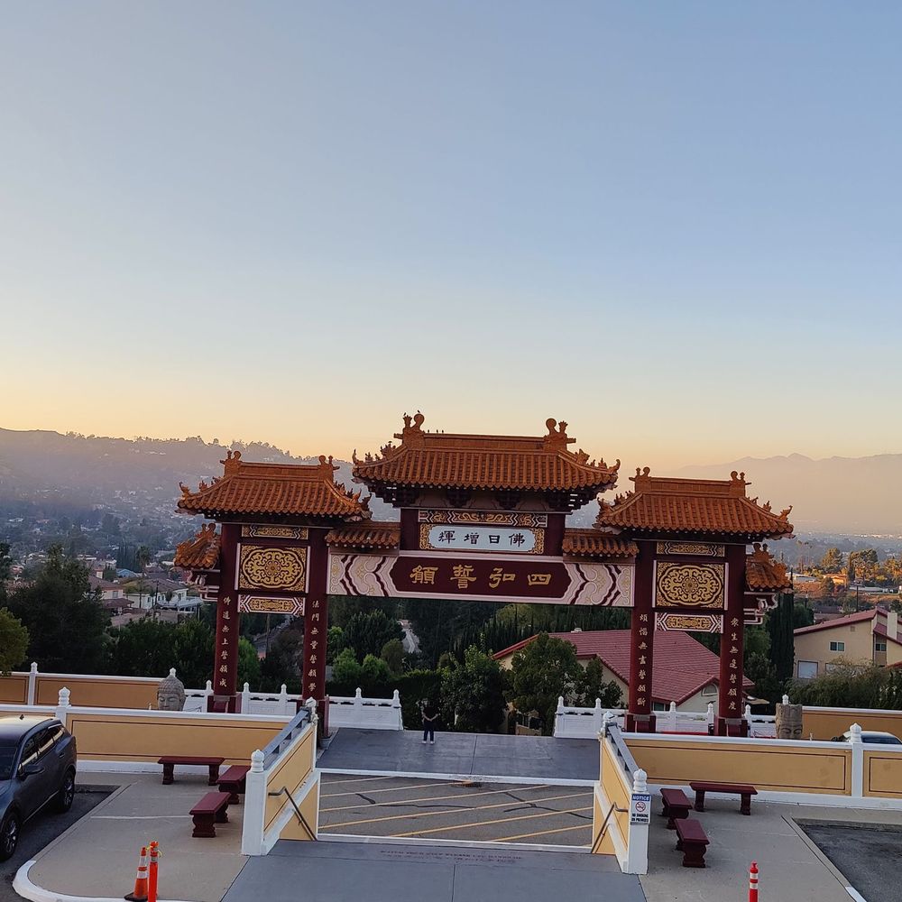 Hsi Lai Temple - Buddhist Temples Near Me - Hacienda Heights, California