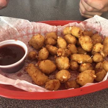 Tail O'the Pup - Cheese curds - Barbeque Near Me - Ray Brook, New York