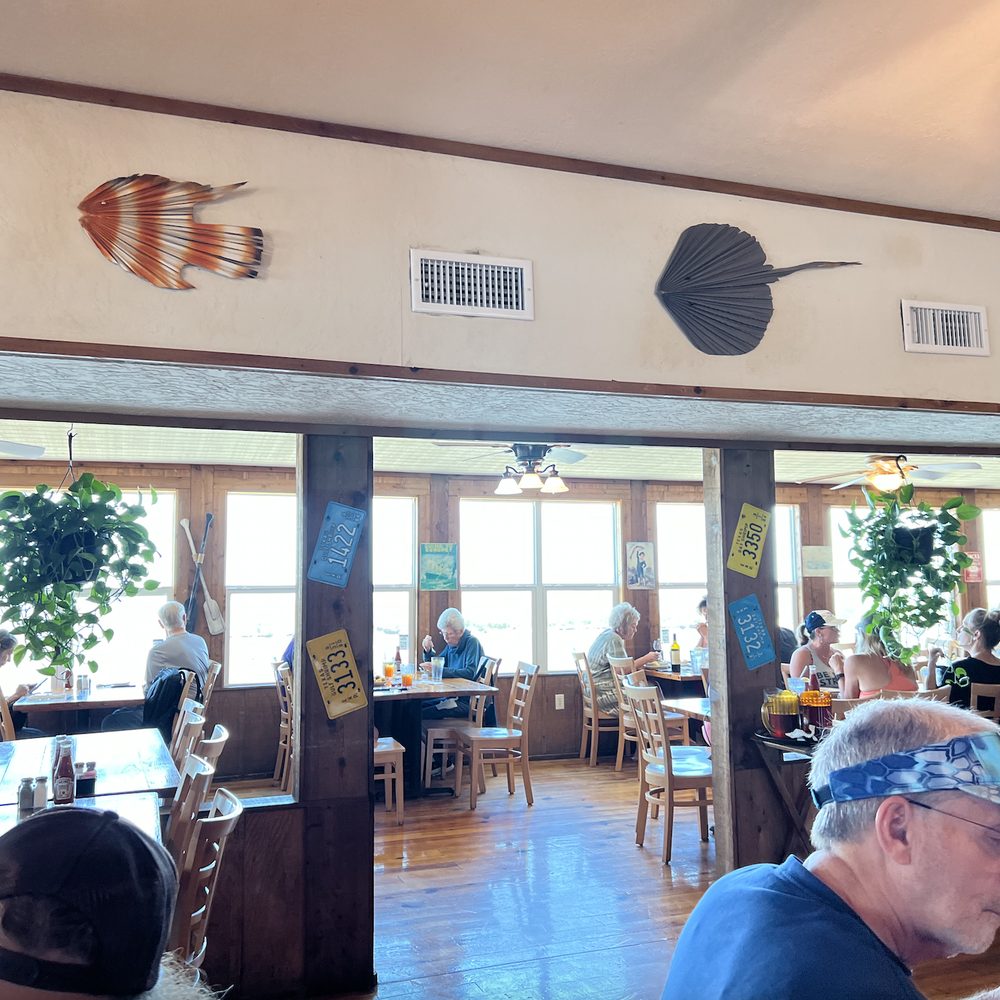 Stingaree - Looks were deceiving. Food wasn't to the same level. - Seafood Near Me - Crystal Beach, Texas Stingaree - Looks were deceiving. Food wasn't to the same level. - Seafood Near Me - Crystal Beach, Texas