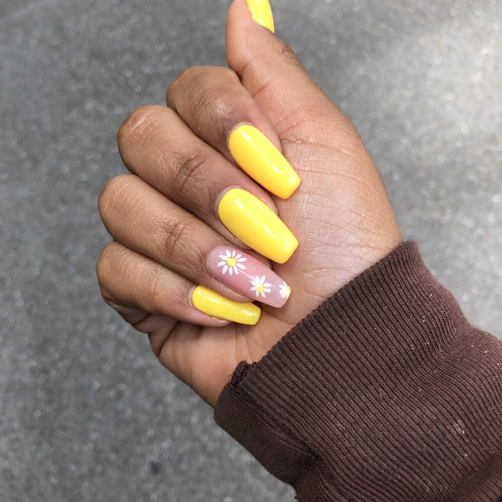 G-nails & Spa - Nail Salons Near Me - Davis, California