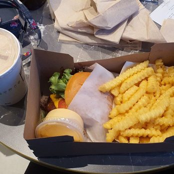 Shake Shack - Fast Food Near Me - Phelps, New York