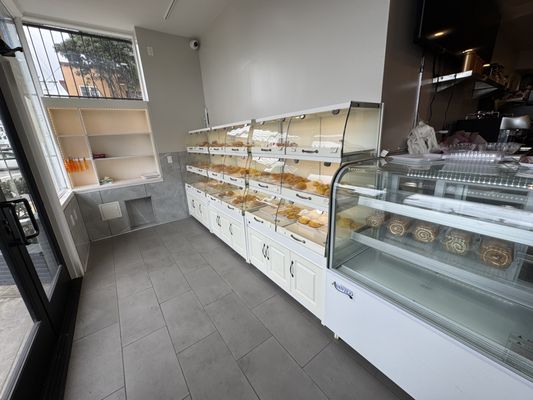 LoafHK Bakery & Restaurant by null