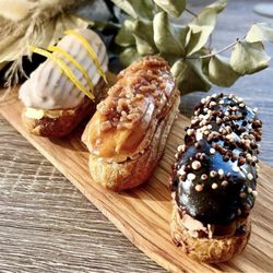 Andro Cakes - Lemon, caramel and chocolate eclairs
