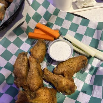 Fisherman's Kitchen - Lemon pepper wings - Seafood Near Me - Garland, Texas
