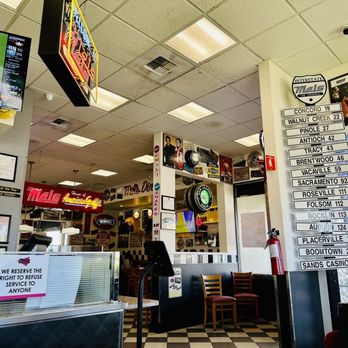 The Original Mels - San Leandro - Entrance - Diners Near Me - San Leandro, California