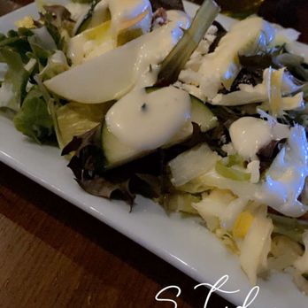 Roman Bistro - Pear and pecan salad - Italian Near Me - Pittsburgh, Pennsylvania Roman Bistro - Pear and pecan salad - Italian Near Me - Pittsburgh, Pennsylvania