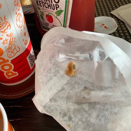 found mold in my chicken sandwich bread found mold in my chicken sandwich bread