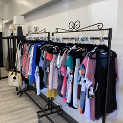 ReVibed Consignment Boutique - Long Sleeve Shirt's