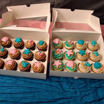Lovesome Cakes - Delicious cupcakes - Custom Cakes Near Me Lovesome Cakes - Delicious cupcakes - Custom Cakes Near Me