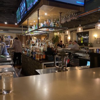 Puente Pub - Bar - Latin American Near Me - Farmington, Connecticut