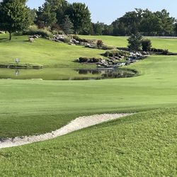 Shangri-La Golf Club, Resort & Marina