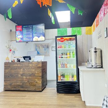 Basil Mexican Food - Order at the counter, grab a beverage, take a seat - Salad Near Me - Lakewood, California Basil Mexican Food - Order at the counter, grab a beverage, take a seat - Salad Near Me - Lakewood, California