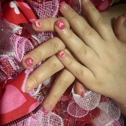 Hot Green Tea Nails & Spa - My daughter loved her nails!