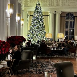 The Yale Club of New York City - Inside the main sitting area