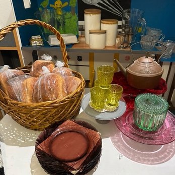 Summit Thrift - Trifles, glassware, dishware, basket - Thrift Stores Near Me - Alpine, California