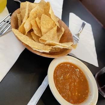 Camacho's Mexican Restaurant - Chips and salsa - Mexican Near Me - San Antonio, Texas