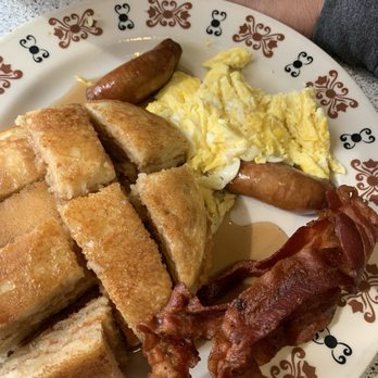 Red Robin Diner - Breakfast & Brunch Near Me - Philadelphia, Pennsylvania Red Robin Diner - Breakfast & Brunch Near Me - Philadelphia, Pennsylvania